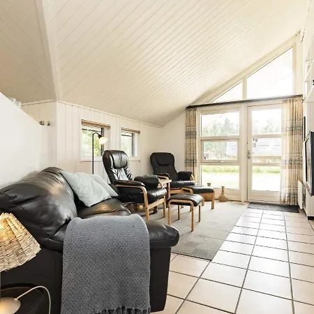 6 Person Holiday In Oksb L Mosevrå